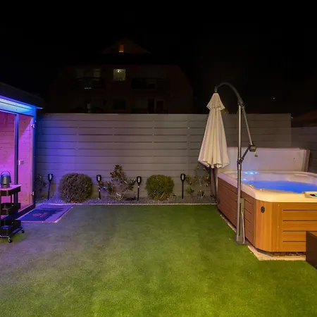 Allure Luxury - 4 Csillagos Wellness Διαμέρισμα *