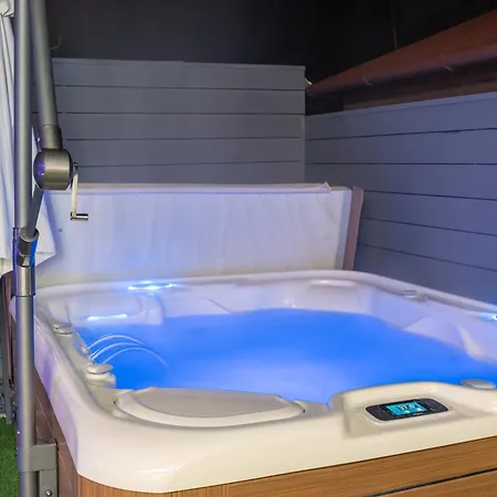 Διαμέρισμα Allure Luxury - 4 Csillagos Wellness *