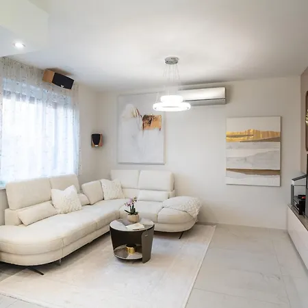 Allure Luxury - 4 Csillagos Wellness * Debrecen